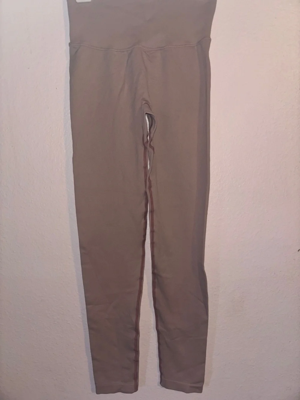 Seamless Leggings, Scrunch Butt Beige, Size S